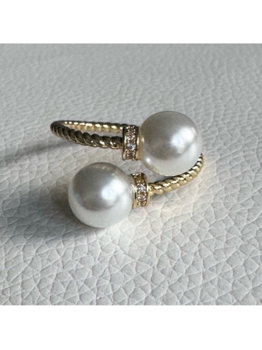 Gold tone Pearl Double-Accent Ring - New - Picture 7 of 8